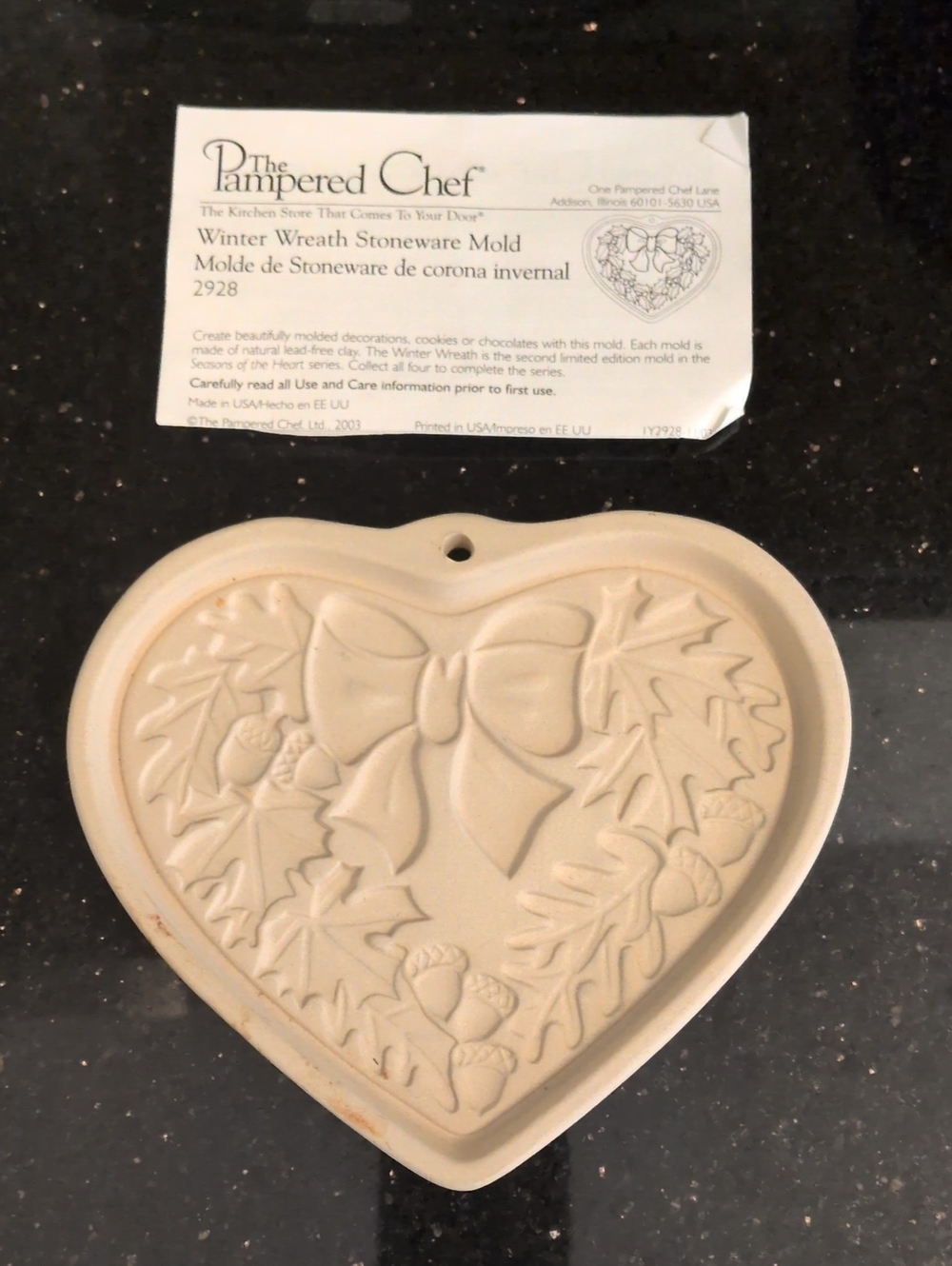 The Pampered Chef Heart-Shaped Winter Wreath Stoneware Mold